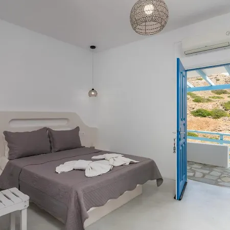 Thalassopetra In Agia Kyriaki Apartment Agia Kiriaki Beach (Milos)