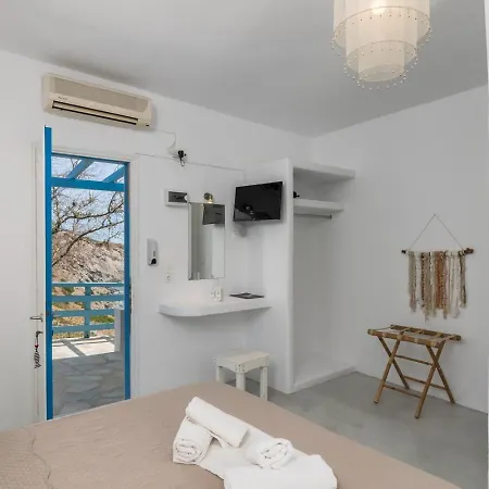 Thalassopetra In Agia Kyriaki Apartment Agia Kiriaki Beach (Milos)