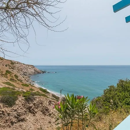 Apartment Thalassopetra In Agia Kyriaki Agia Kiriaki Beach (Milos)