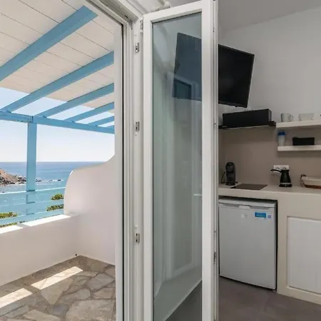 Thalassopetra In Agia Kyriaki * Agia Kiriaki Beach (Milos)