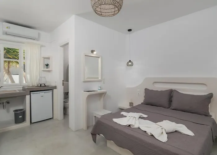 Thalassopetra In Agia Kyriaki Agia Kiriaki Beach (Milos)