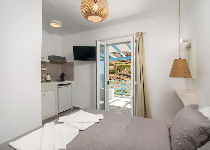 Thalassopetra In Agia Kyriaki *