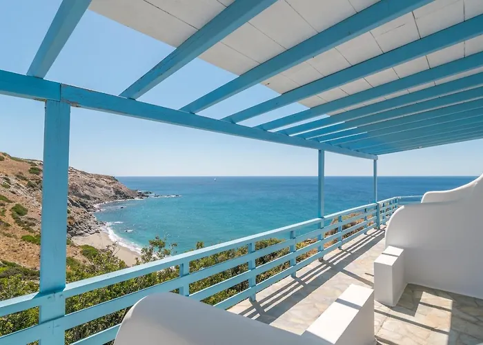 Thalassopetra In Agia Kyriaki * Agia Kiriaki Beach (Milos)